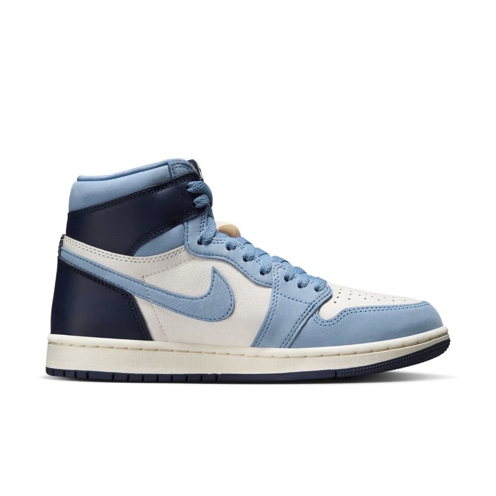 New Nike Women's Air Jordan RETRO 1 HIGH OG Size 10 First Flight Blue NIB - Picture 3 of 6